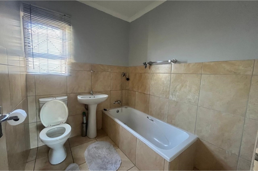 To Let 3 Bedroom Property for Rent in Dal Josafat Western Cape